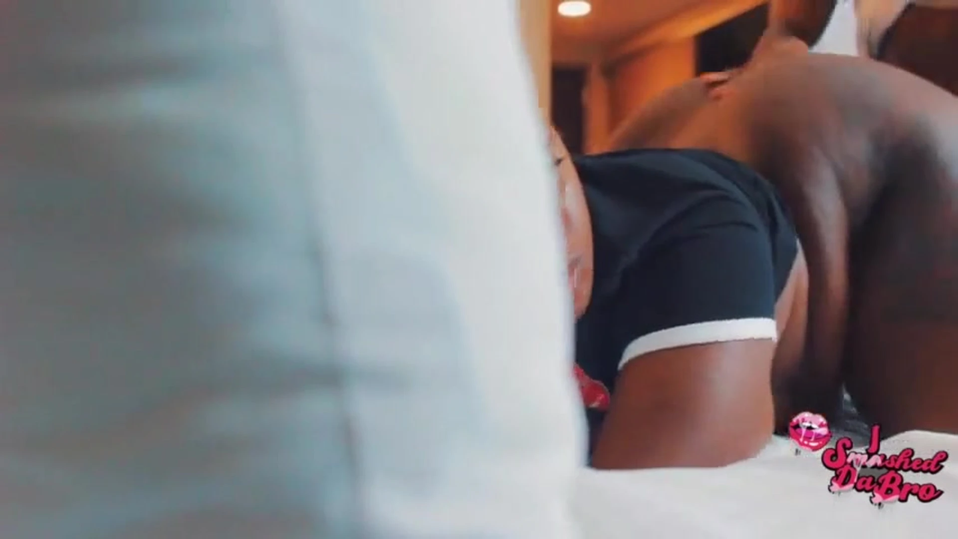 short hair congo slut sucking and fucking in the hotel room