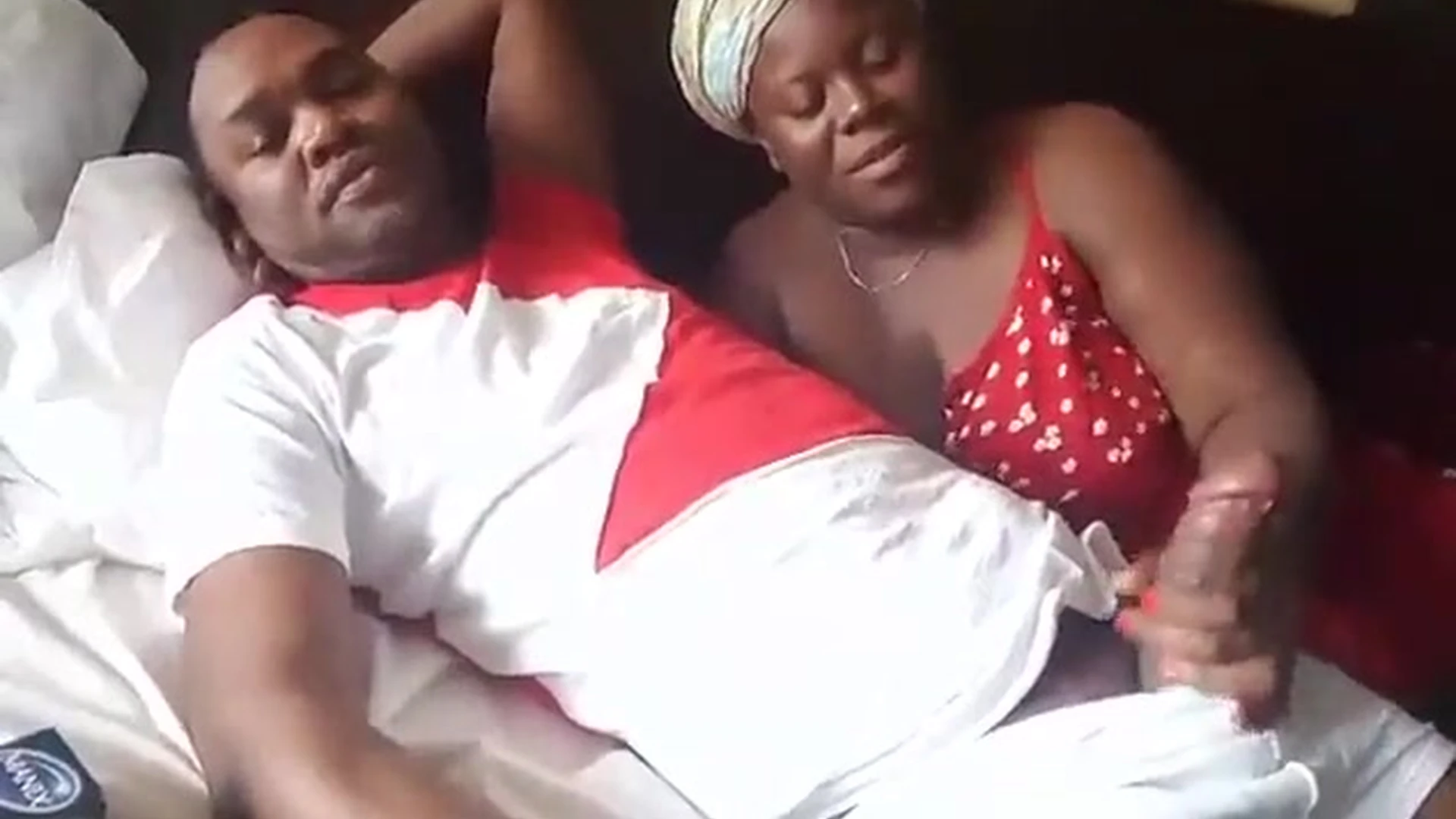 thick momma jerking and sucking a bbc