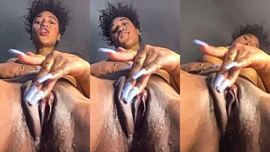 watch me rub my creamy clit